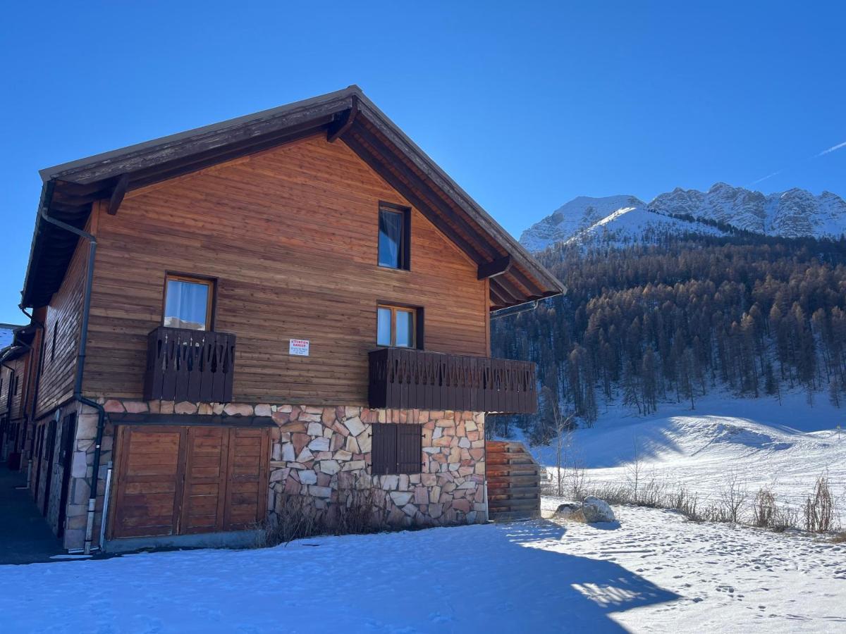 Chalet Vars 8 A 10 Personnes, Proche Des Pistes المظهر الخارجي الصورة